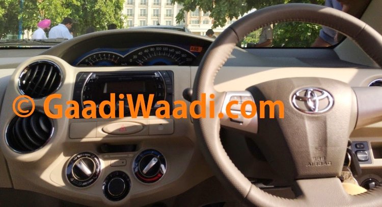 2015 Toyota Etios facelift spied dashboard