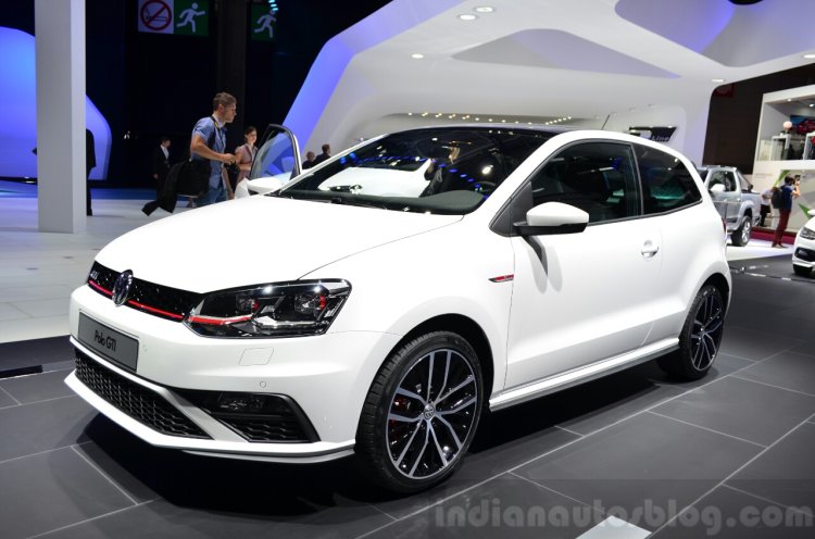 2015 VW Polo GTI - Paris Live