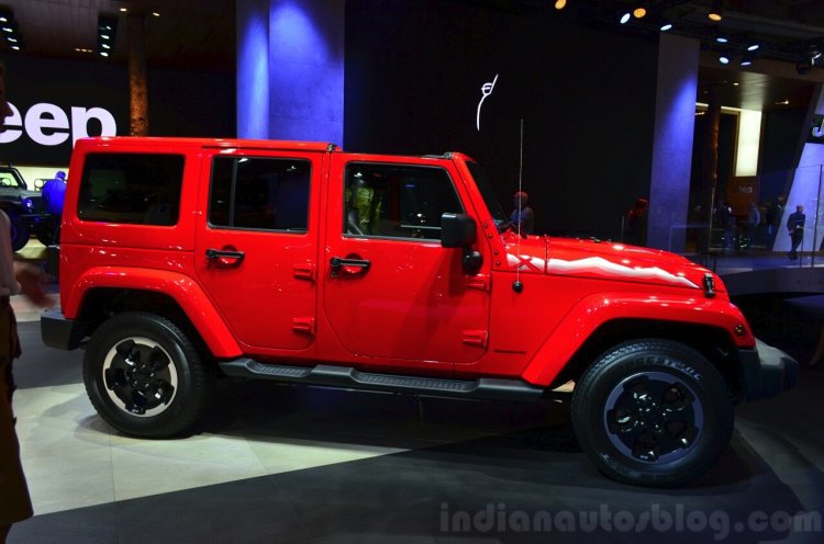 Jeep Wrangler Unlimited X side at the Paris Motor Show 2014