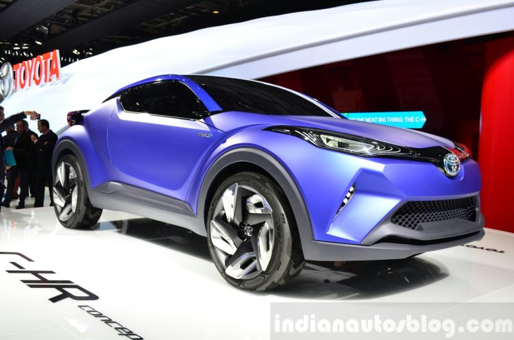 Toyota C-HR Concept front three quarters left at the 2014 Paris Motor Show