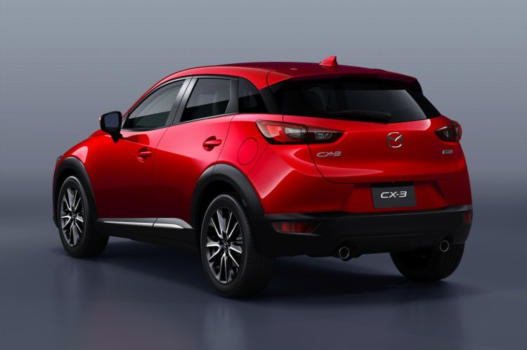 2016 Mazda CX-3 rear quarter