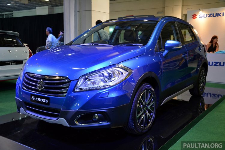 Suzuki SX4 S-Cross in Malaysia front three quarter