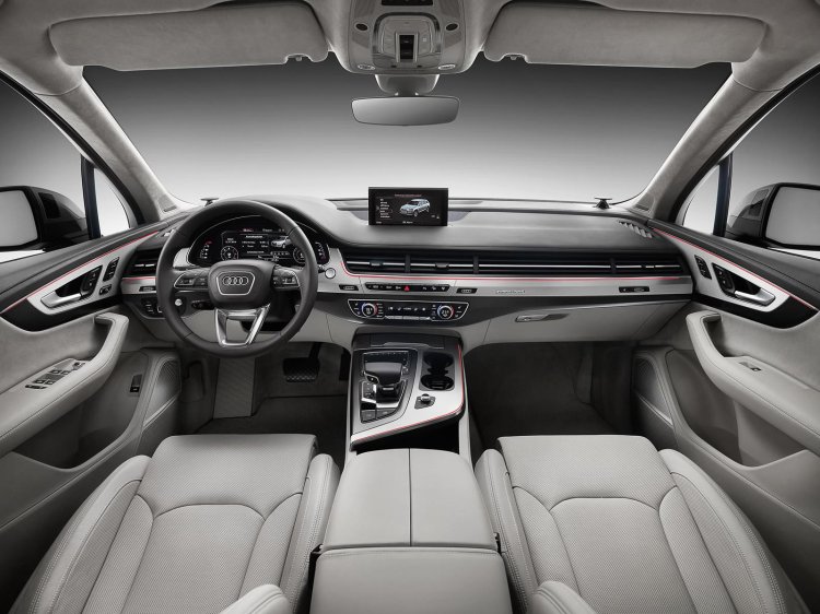 2016 Audi Q7 dashboard