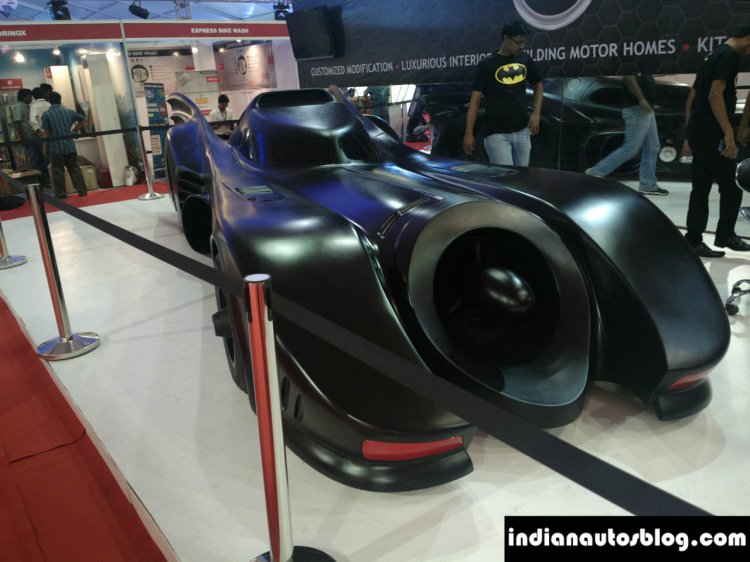 Batmobile Replica by EMT front three quarter at APS 2014