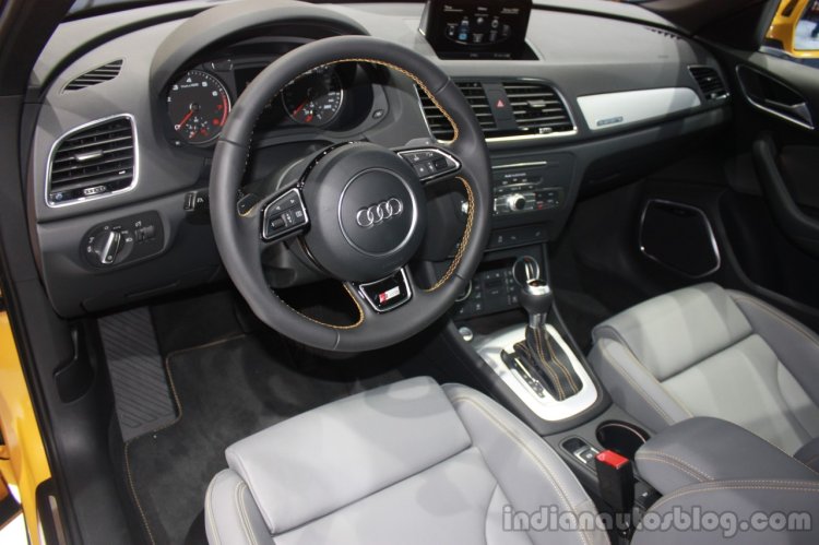 2015 Audi Q3 Facelift interior at the 2015 Detroit Auto Show