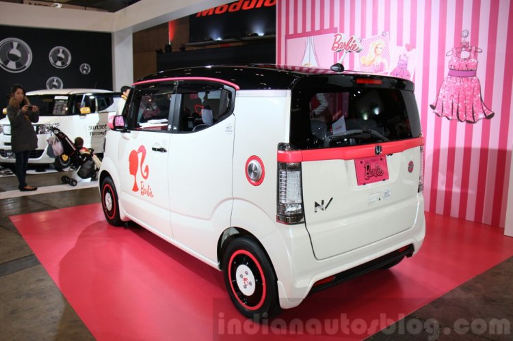 Honda N-Box Slash Barbie at the 2015 Tokyo Auto Salon