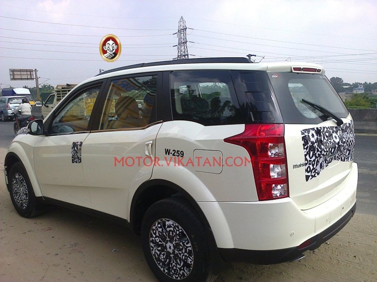 Refreshed Mahindra XUV500 rear quarter spied