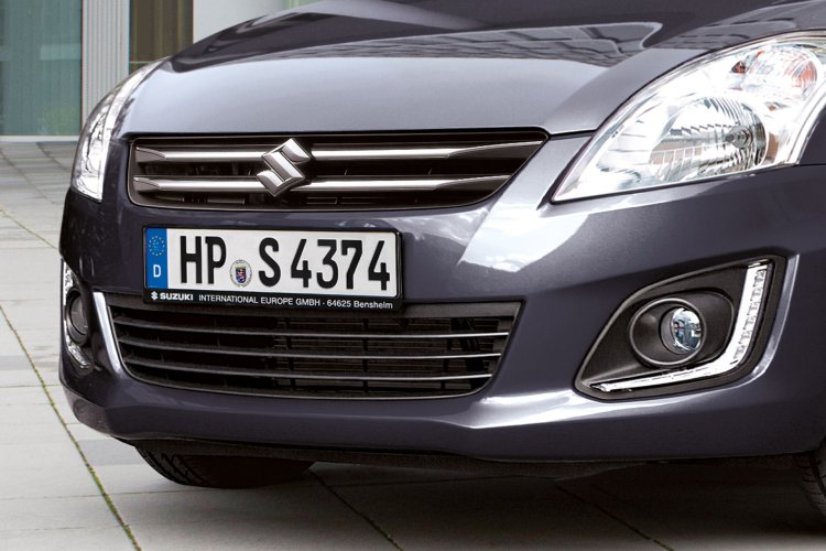 Suzuki Swift X-TRA front Germany