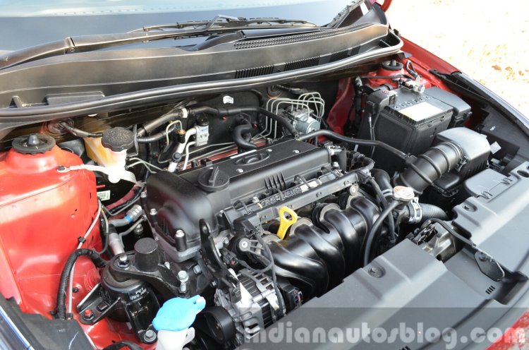 2015 Hyundai Verna petrol facelift enigne