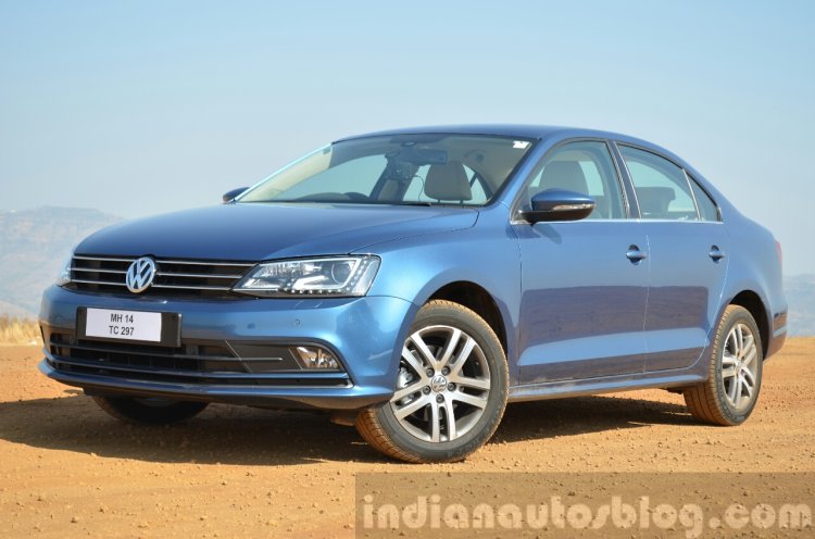 2015 VW Jetta TDI facelift front three quarters Review