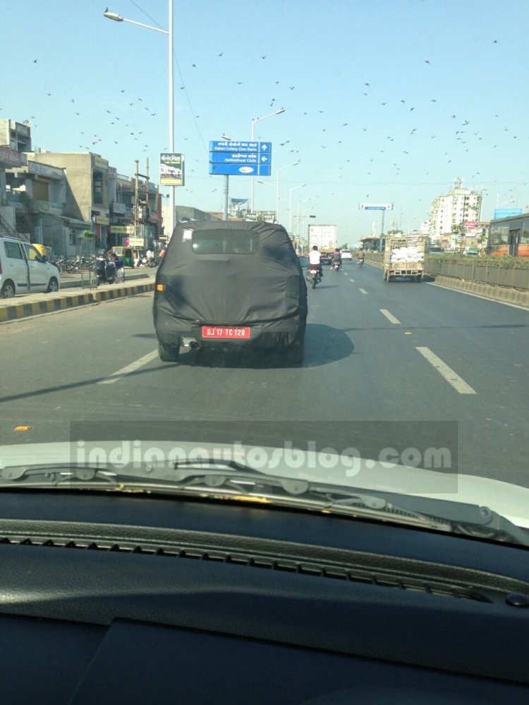 Chevrolet Spin MPV spied India IAB