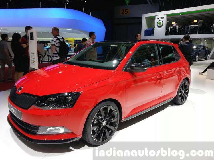 Skoda Fabia Monte Carlo Edition front three quarter view at the 2015 Geneva Motor Show