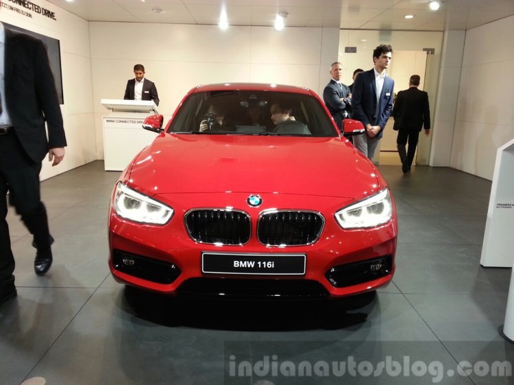 2015 BMW 116i front view at 2015 Geneva Motow Show