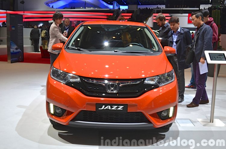 2015 Honda Jazz front view at 2015 Geneva Motor Show