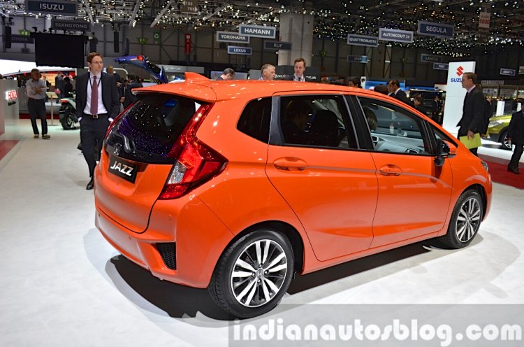 2015 Honda Jazz rear three quarter view at 2015 Geneva Motor Show