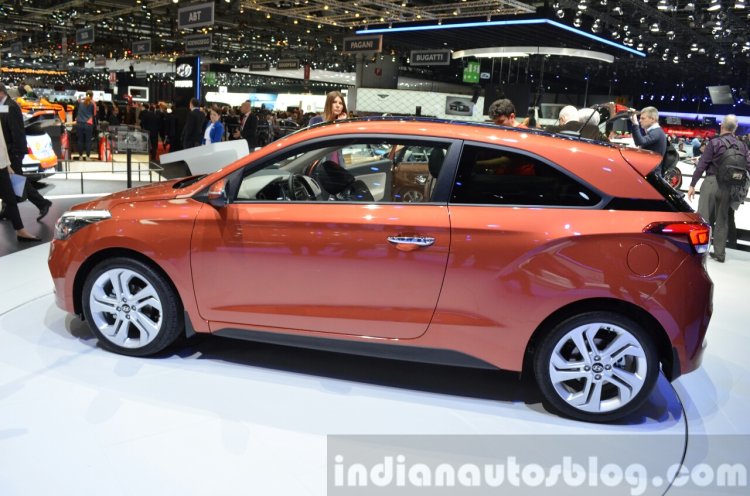 2015 Hyundai i20 Coupe side at the 2015 Geneva Motor Show