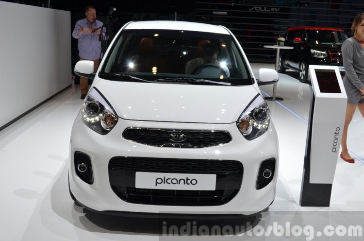 2015 Kia Picanto front(2) view at 2015 Geneva Motor Show