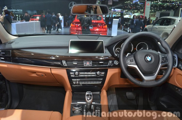 BMW X6 dashboard at the 2015 Bangkok Motor Show