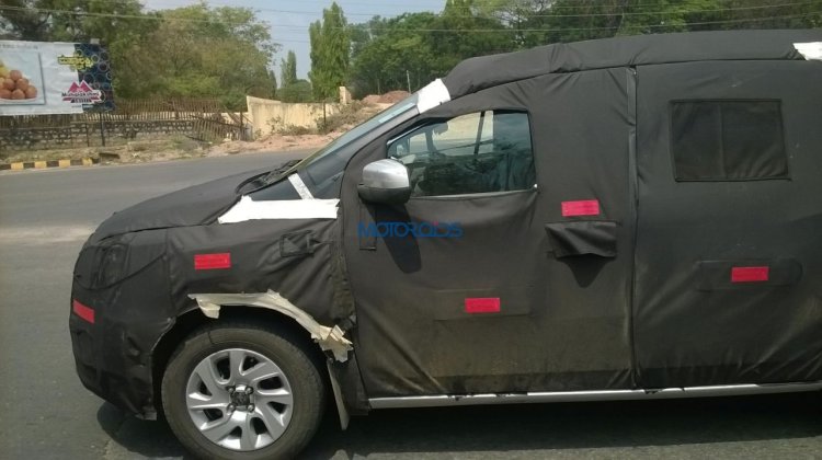 Chevrolet Spin profile spied India
