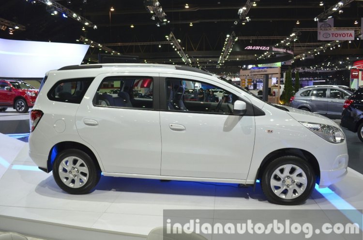Chevrolet Spin side at the 2015 Bangkok Motor Show