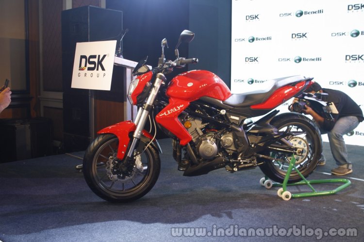 DSK Benelli TNT 302 side India launched