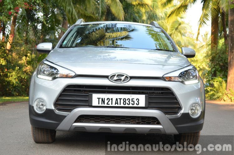 Hyundai i20 Active Diesel front Review