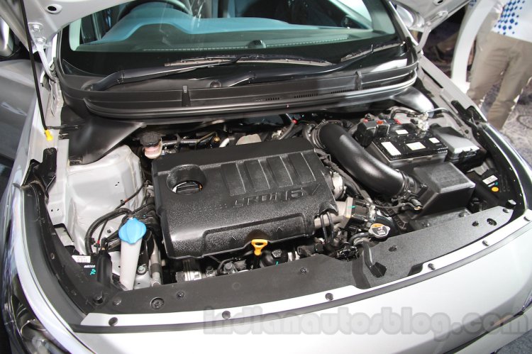 Hyundai i20 Active engine live images