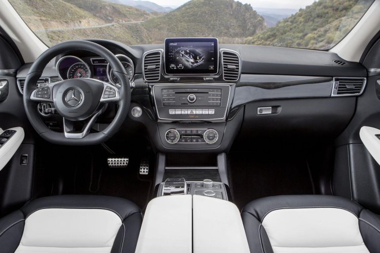 Mercedes GLE 63 AMG dashboard official image