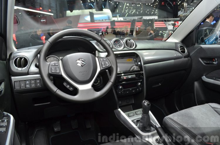Suzuki Vitara interior at the 2015 Geneva Motor Show