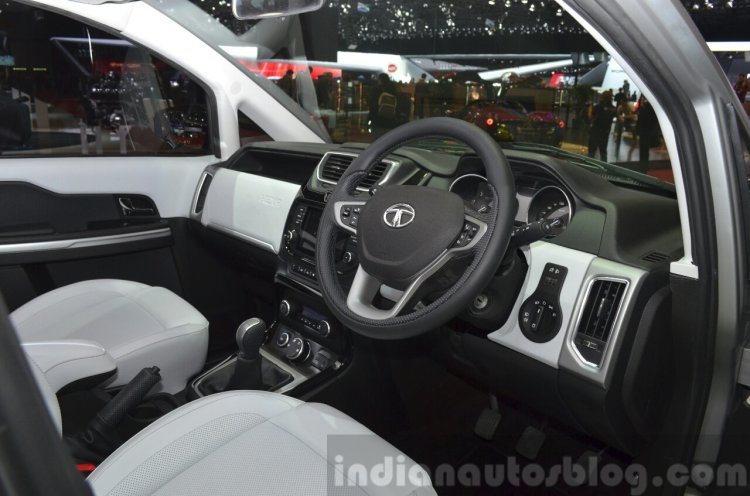 Tata Hexa interior at the 2015 Geneva Motor Show