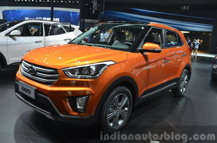 Hyundai ix25 front three quarter at Auto Shanghai 2015