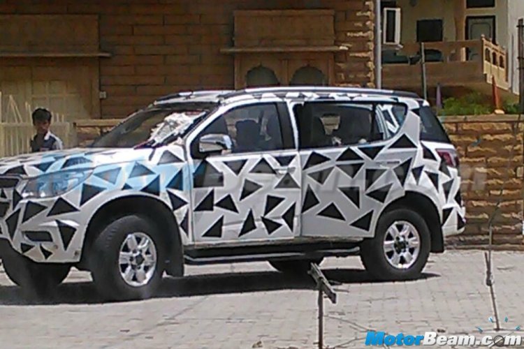 2015 Chevrolet Trailblazer side spotted in Rajasthan