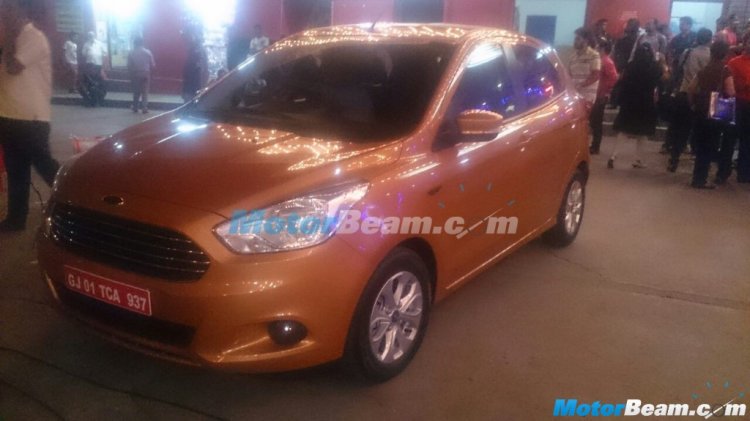 2015 Ford Figo front three quarter spotted with new exterior shade