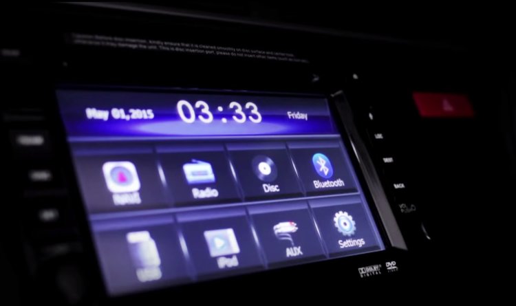 2015 Honda Jazz touchscreen system India