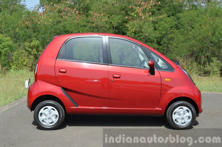 2015 Tata Nano GenX AMT side