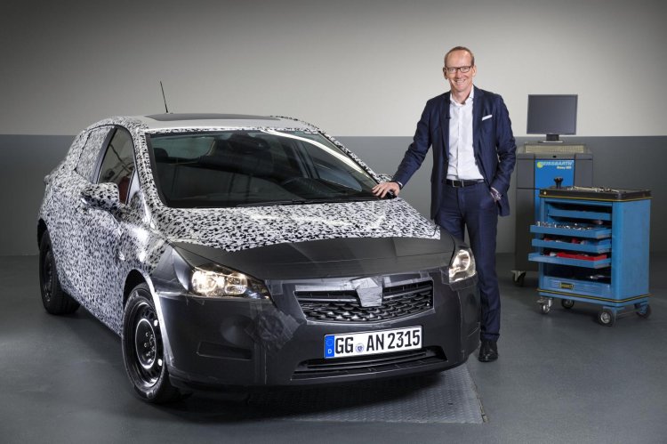 2016 Opel Astra prototype