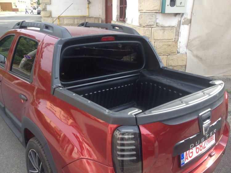 Dacia Duster pick up bed space volume spotted in the wild