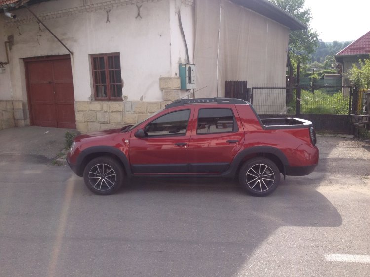 Dacia Duster pick up side spotted in the wild