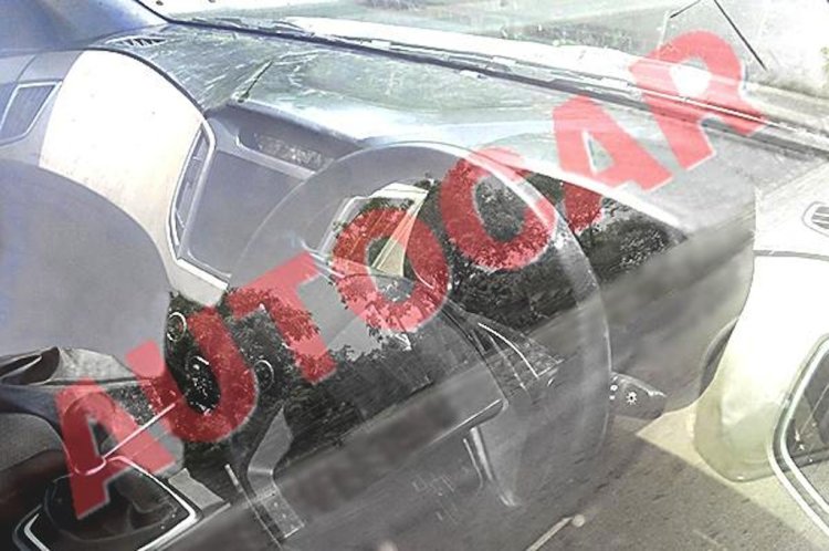 Hyundai ix25 dashboard spied India