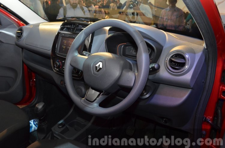 Renault Kwid dashboard India unveiling