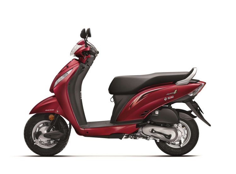2015 Honda Activa i press image