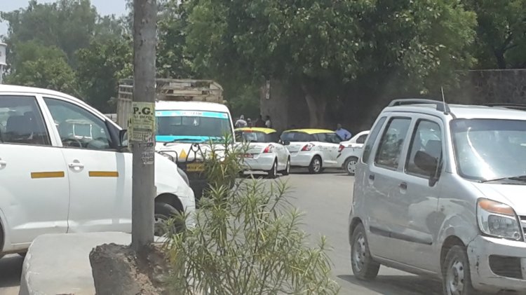 Maruti Swift Range Extender spied