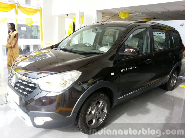 Renault Lodgy Stepway front quarter