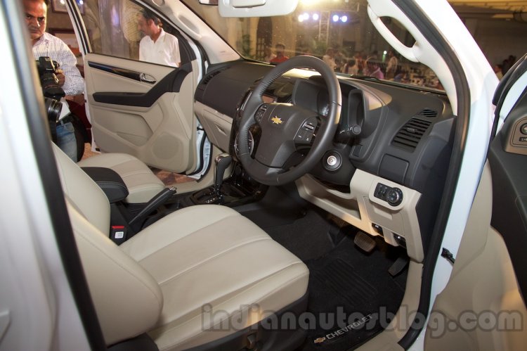 2016 Chevrolet Trailblazer driver's side unveiled in Delhi