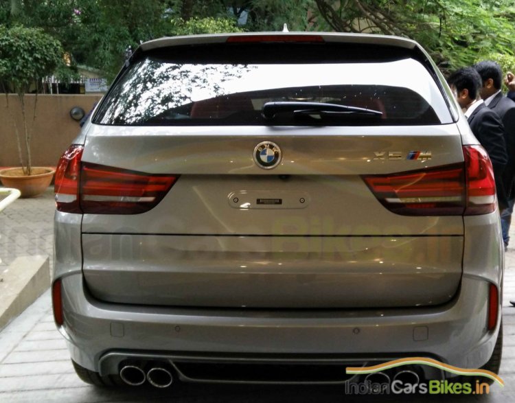 BMW X5M rear snapped India