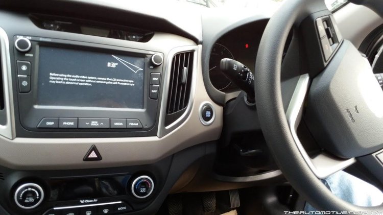 Hyundai Creta AVN dealership spied