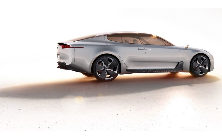 Kia GT concept rear three quarters right