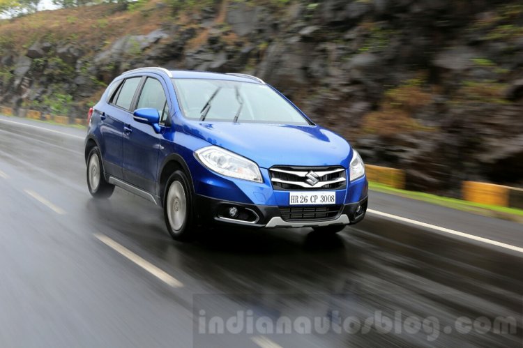 Maruti S-Cross tracking Review