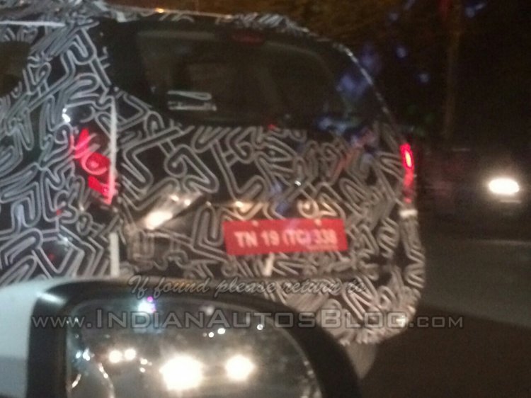 Renault Duster facelift bootlid India spied