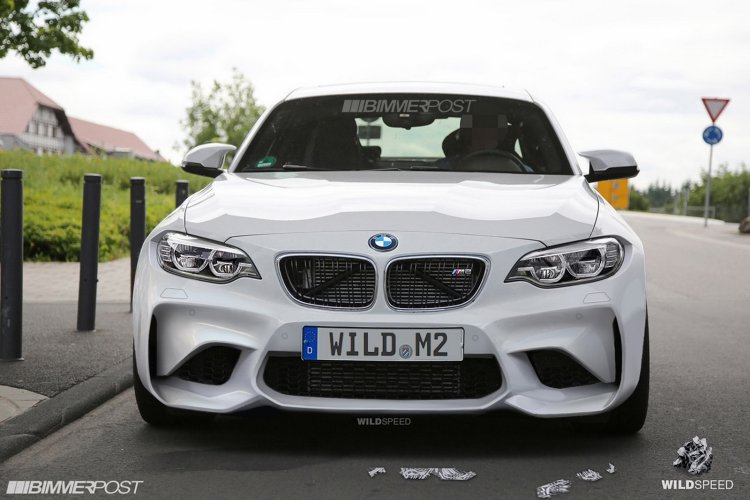 2016 BMW M2 front enthusiast rendering